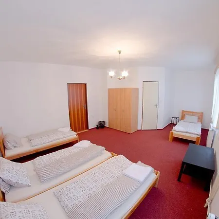 Hotel Rohanov Lhota nad Rohanovem