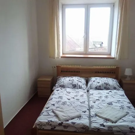 Rohanov 2* Lhota nad Rohanovem