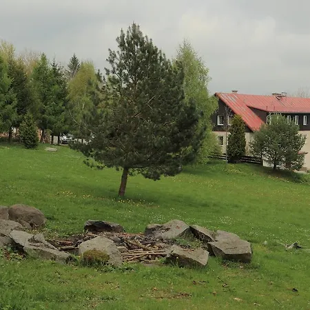 Rohanov Lhota nad Rohanovem