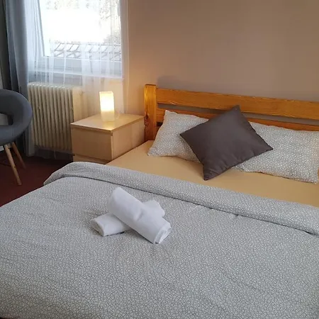 Hotel Rohanov 2*