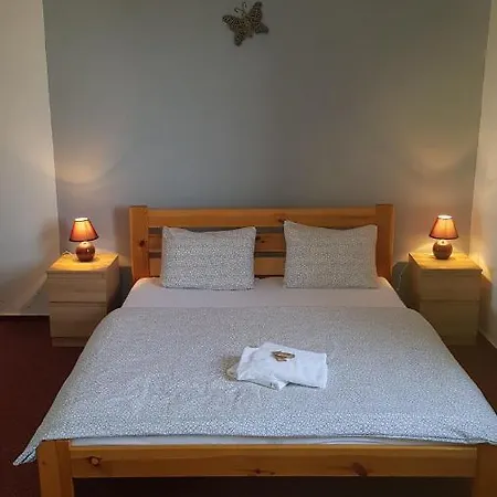 Rohanov 2* Lhota nad Rohanovem